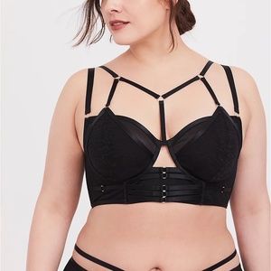 Torrid Black Lace & Mesh Harness Lightly Lined Longline Underwire Bralette